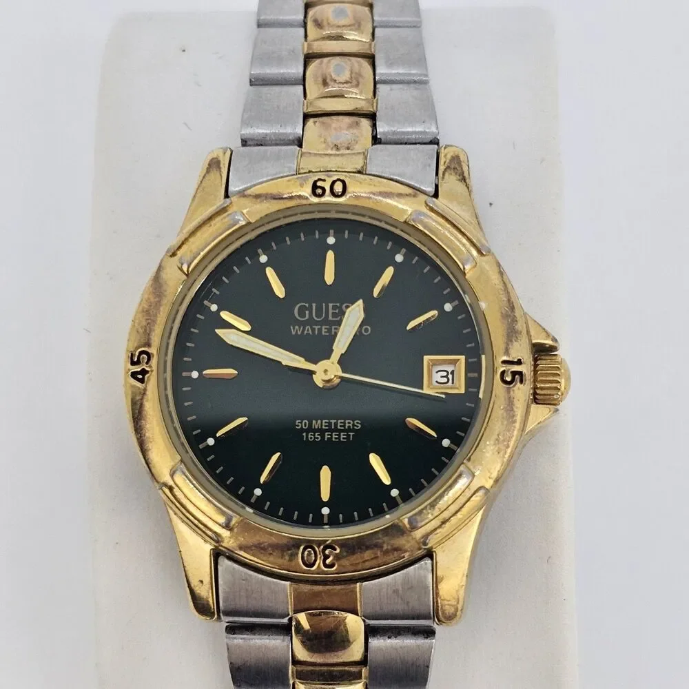 VTG Guess Women's Watch‎ 28MM Green Dial Date Two Tone Bracelet 6